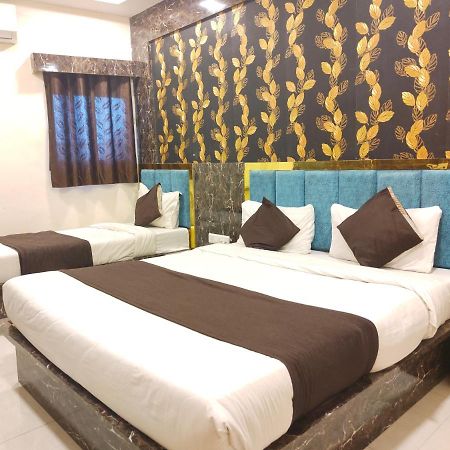 Hotel Bhavya Residency Ahmedabad Exterior foto