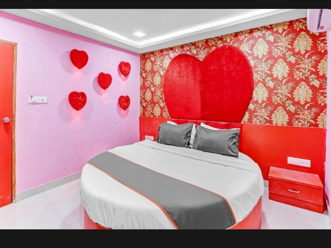 Hotel Bhavya Residency Ahmedabad Exterior foto