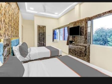 Hotel Bhavya Residency Ahmedabad Cameră foto
